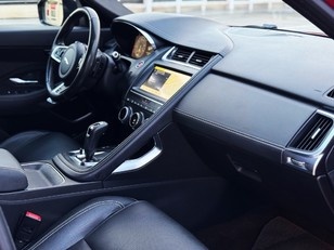 Jaguar E-PACE 2.0P R-Dynamic HSE 4WD Auto 183 kW (249 CV)