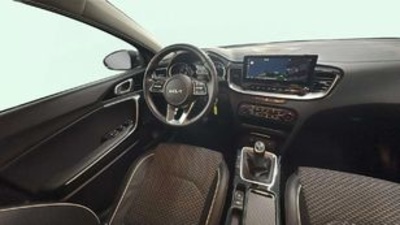 Kia XCeed 1.0 T-GDi Business 74 kW (100 CV) Kia XCeed 1.0 T-GDi Business 74 kW (100 CV)