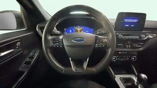 Ford Kuga 1.5 EcoBoost S&S Titanium 4x2 110 kW (150 CV) Ford Kuga 1.5 EcoBoost S&S Titanium 4x2 110 kW (150 CV)