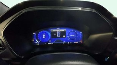 Ford Kuga 1.5 EcoBoost S&S Titanium 4x2 110 kW (150 CV) Ford Kuga 1.5 EcoBoost S&S Titanium 4x2 110 kW (150 CV)