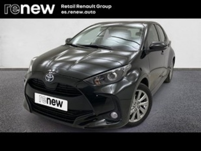 Toyota Yaris 120H Business Plus 85 kW (116 CV) Negro segunda mano en Madrid Toyota Yaris 120H Business Plus 85 kW (116 CV) Negro segunda mano en Madrid