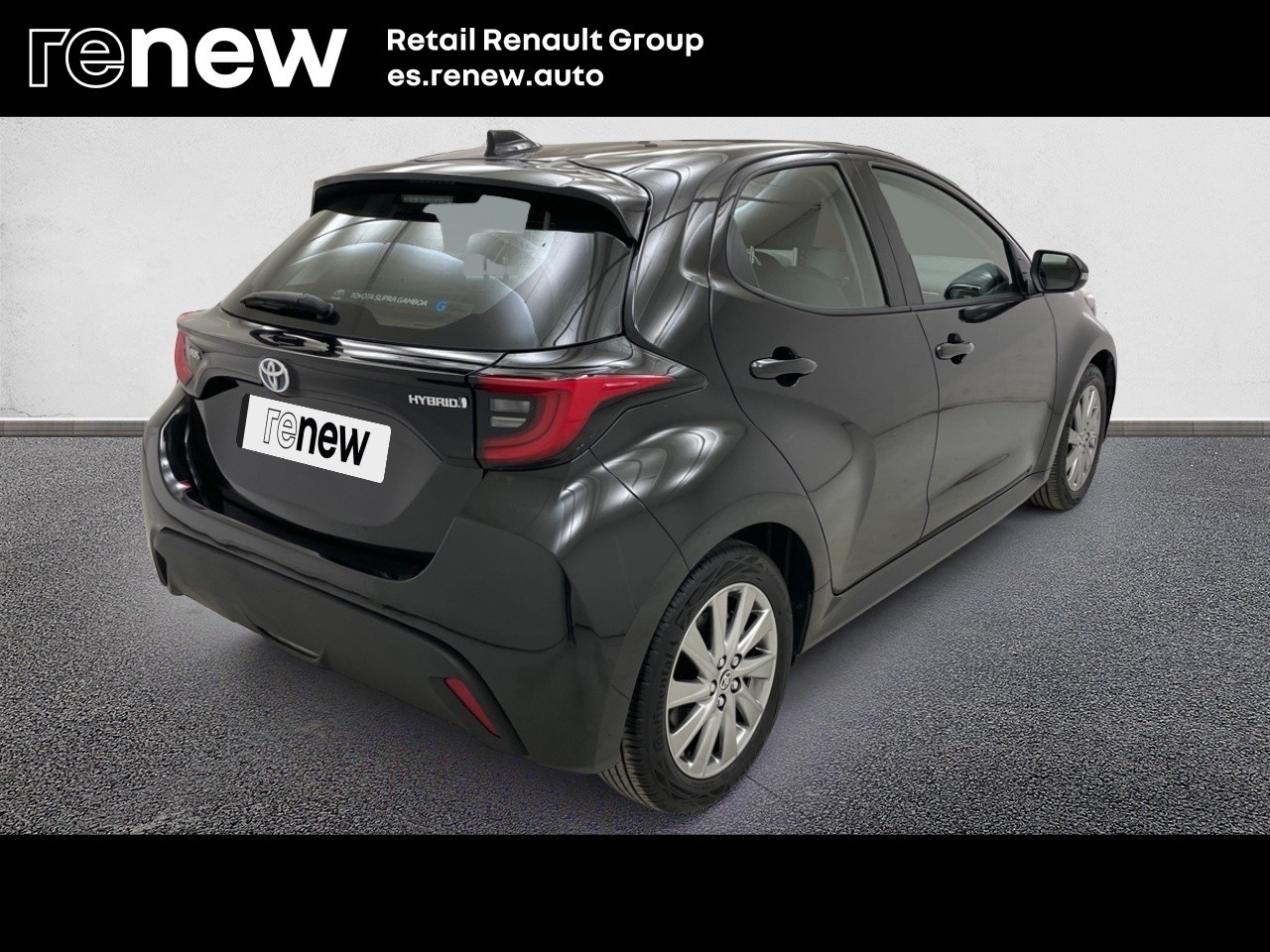 Toyota Yaris 120H Business Plus 85 kW (116 CV) - 2