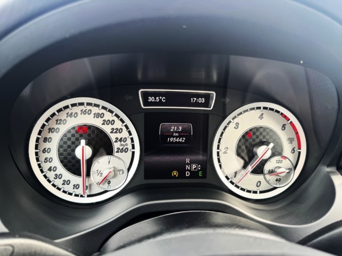 Mercedes-BenzClase A 180 CDI Urban 80 kW (109 CV) Vehículo usado en Barcelona - 16 Mercedes-BenzClase A 180 CDI Urban 80 kW (109 CV) Vehículo usado en Barcelona - 16