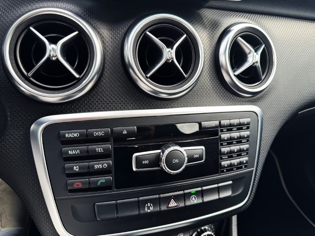 Mercedes-BenzClase A 180 CDI Urban 80 kW (109 CV) Vehículo usado en Barcelona - 19