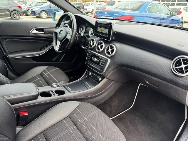 Mercedes-BenzClase A 180 CDI Urban 80 kW (109 CV) Vehículo usado en Barcelona - 22