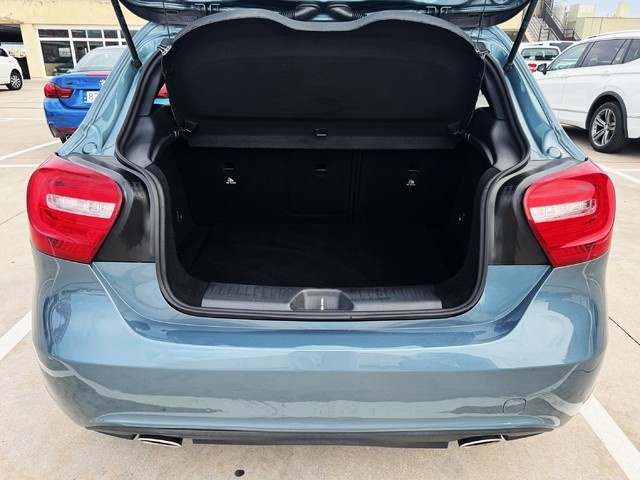 Mercedes-BenzClase A 180 CDI Urban 80 kW (109 CV) Vehículo usado en Barcelona - 23