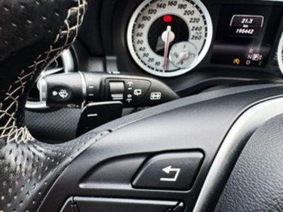 Mercedes-Benz Clase A 180 CDI Urban 80 kW (109 CV) Mercedes-Benz Clase A 180 CDI Urban 80 kW (109 CV)