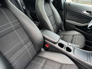 Mercedes-Benz Clase A 180 CDI Urban 80 kW (109 CV)