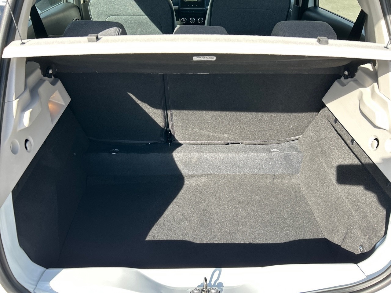 Renault Zoe Evolution R110 batería 50kWh 79 kW (108 CV) - 12