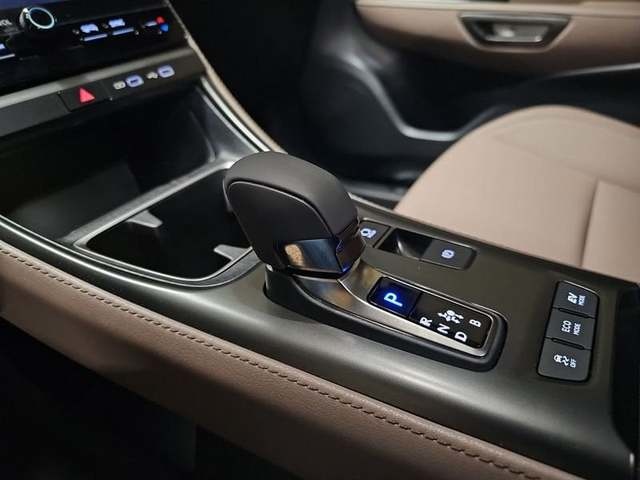 Lexus LBX 1.5 HEV Elegant Plus 100 kW (136 CV) Vehículo usado en Madrid - 27