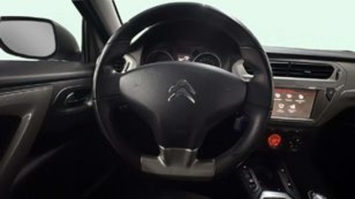 Citroen C-Elysee PureTech 82 Shine 60 kW (82 CV) Citroen C-Elysee PureTech 82 Shine 60 kW (82 CV)