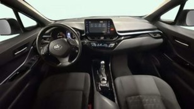 Toyota C-HR 1.8 125H Active 90 kW (122 CV) Toyota C-HR 1.8 125H Active 90 kW (122 CV)