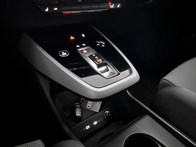 Audi Q4 e-tron S line 40 e-tron 82kWh 150 kW (204 CV) Vehículo usado en Las Palmas - 7 Audi Q4 e-tron S line 40 e-tron 82kWh 150 kW (204 CV) Vehículo usado en Las Palmas - 7