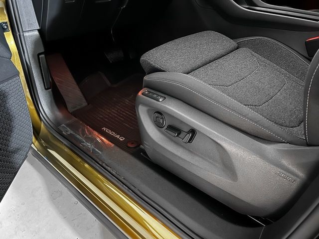 Skoda Kodiaq 1.5 TSI m-HEV Selection DSG 110 kW (150 CV) Vehículo usado en Las Palmas - 11