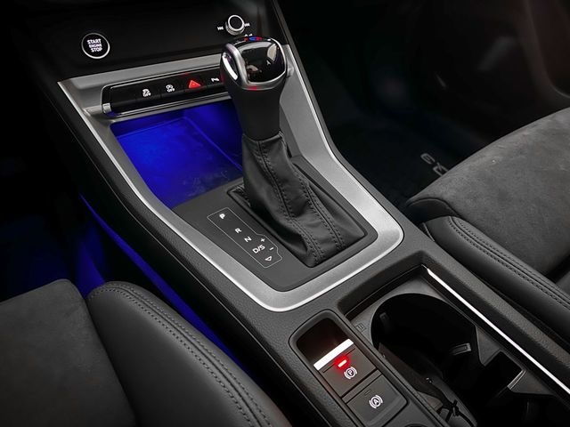 Audi Q3 Sport 35 TFSI 110 kW (150 CV) S tronic Vehículo usado en Las Palmas - 7 Audi Q3 Sport 35 TFSI 110 kW (150 CV) S tronic Vehículo usado en Las Palmas - 7