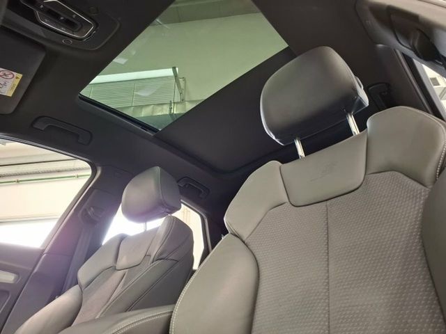 Audi Q5 Sportback TFSIe S Line Competition 55 TFSI e quattro 270 kW (367 CV) Vehículo usado en Las Palmas - 12