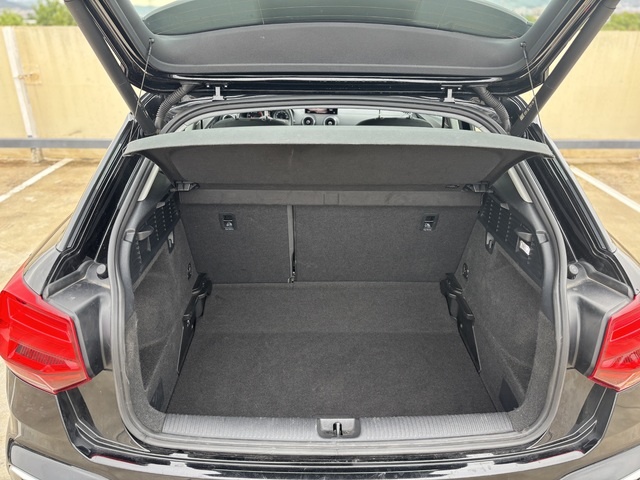 AudiQ2 30 TDI 85 kW (116 CV) Vehículo usado en Barcelona - 43