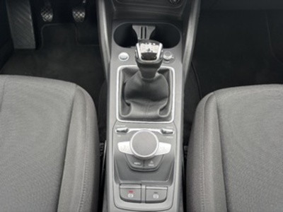 Audi Q2 30 TDI 85 kW (116 CV) Audi Q2 30 TDI 85 kW (116 CV)