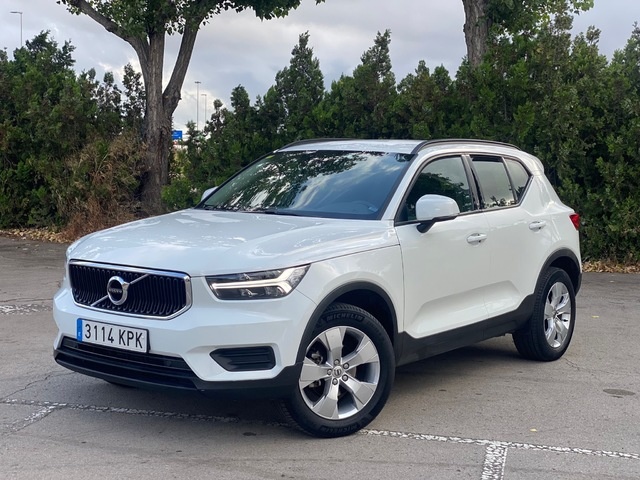 VolvoXC40 T3 Inscription 115 kW (156 CV) Vehículo usado en Barcelona - 1