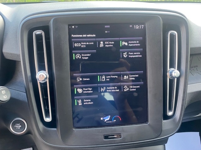 VolvoXC40 T3 Inscription 115 kW (156 CV) Vehículo usado en Barcelona - 13