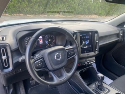 Volvo XC40 T3 Inscription 115 kW (156 CV) Volvo XC40 T3 Inscription 115 kW (156 CV)