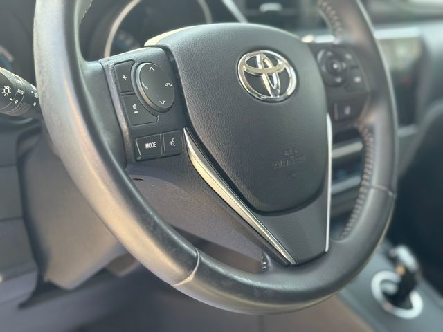 ToyotaAuris 140H Hybrid Feel! Edition 100 kW (136 CV) Vehículo usado en Barcelona - 13