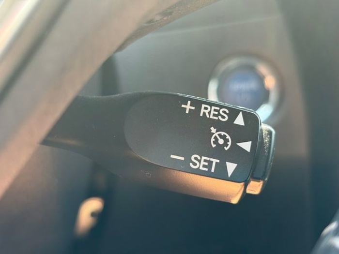 ToyotaAuris 140H Hybrid Feel! Edition 100 kW (136 CV) Vehículo usado en Barcelona - 23 ToyotaAuris 140H Hybrid Feel! Edition 100 kW (136 CV) Vehículo usado en Barcelona - 23