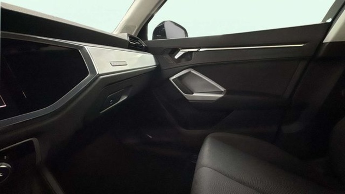 AudiQ3 Advanced 35 TDI 110 kW (150 CV) S tronic Vehículo usado en Barcelona - 16 AudiQ3 Advanced 35 TDI 110 kW (150 CV) S tronic Vehículo usado en Barcelona - 16