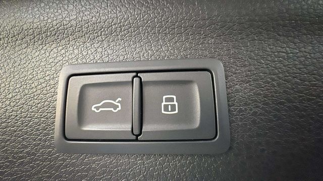 AudiQ3 Advanced 35 TDI 110 kW (150 CV) S tronic Vehículo usado en Barcelona - 19