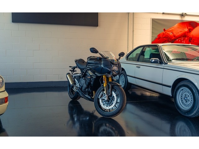 TriumphSpeed Triple 1200 RR Bond Edition 