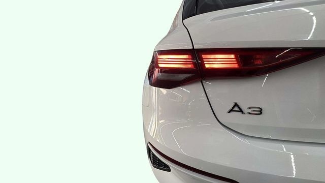 AudiA3 Sportback 30 TDI 85 kW (116 CV) Vehículo usado en Barcelona - 18