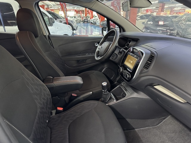 RenaultCaptur Limited TCe 96 kW (130 CV) GPF Vehículo usado en Barcelona - 6 RenaultCaptur Limited TCe 96 kW (130 CV) GPF Vehículo usado en Barcelona - 6
