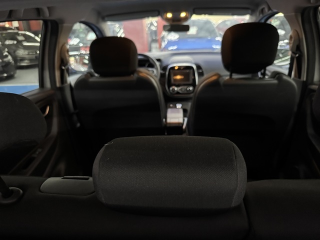 RenaultCaptur Limited TCe 96 kW (130 CV) GPF Vehículo usado en Barcelona - 12