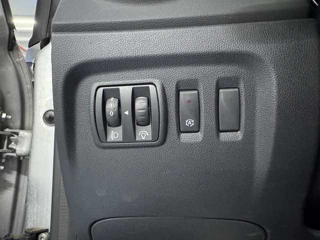 RenaultCaptur Limited TCe 96 kW (130 CV) GPF Vehículo usado en Barcelona - 15 RenaultCaptur Limited TCe 96 kW (130 CV) GPF Vehículo usado en Barcelona - 15