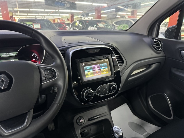 RenaultCaptur Limited TCe 96 kW (130 CV) GPF Vehículo usado en Barcelona - 23