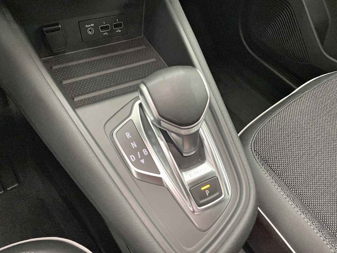 Renault Captur Zen E-TECH Híbrido enchufable 118 kW (160 CV) - 7 Renault Captur Zen E-TECH Híbrido enchufable 118 kW (160 CV) - 7