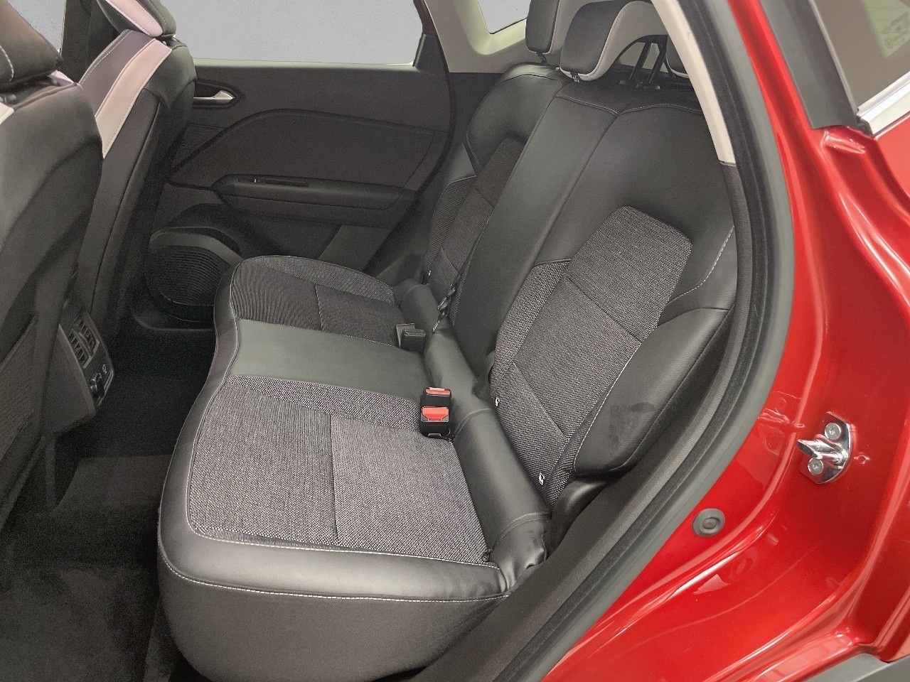 Renault Captur Zen E-TECH Híbrido enchufable 118 kW (160 CV) - 9 Renault Captur Zen E-TECH Híbrido enchufable 118 kW (160 CV) - 9