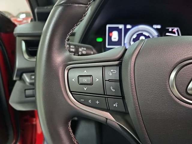 Lexus UX 250h Business 2WD 135 kW (184 CV) Vehículo usado en Madrid - 15 Lexus UX 250h Business 2WD 135 kW (184 CV) Vehículo usado en Madrid - 15