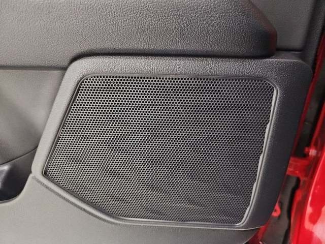 Lexus UX 250h Business 2WD 135 kW (184 CV) Vehículo usado en Madrid - 34