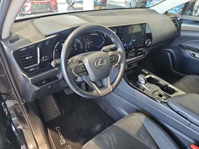 Lexus NX 350h Business City 2WD 178 kW (242 CV) Vehículo usado en Madrid - 9