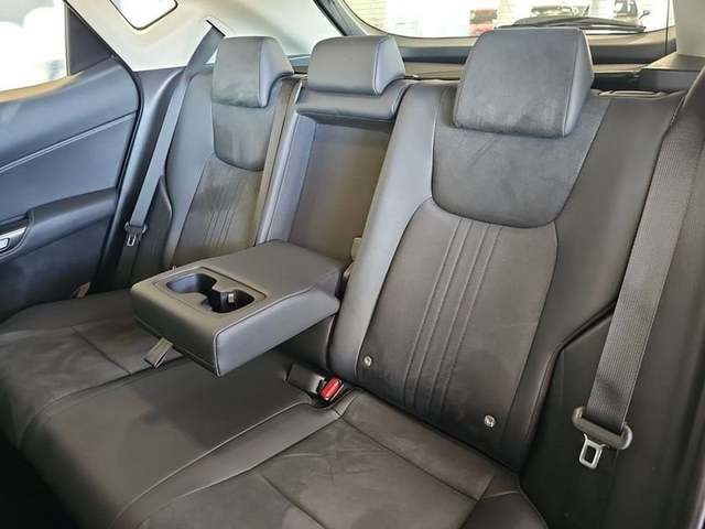 Lexus NX 350h Business City 2WD 178 kW (242 CV) Vehículo usado en Madrid - 11 Lexus NX 350h Business City 2WD 178 kW (242 CV) Vehículo usado en Madrid - 11