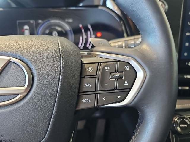 Lexus NX 350h Business City 2WD 178 kW (242 CV) Vehículo usado en Madrid - 17