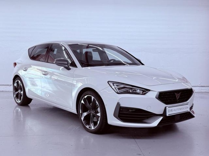 CUPRALeón 1.5 eTSI Tech Edition DSG 110 kW (150 CV) Vehículo usado en Barcelona - 17 CUPRALeón 1.5 eTSI Tech Edition DSG 110 kW (150 CV) Vehículo usado en Barcelona - 17