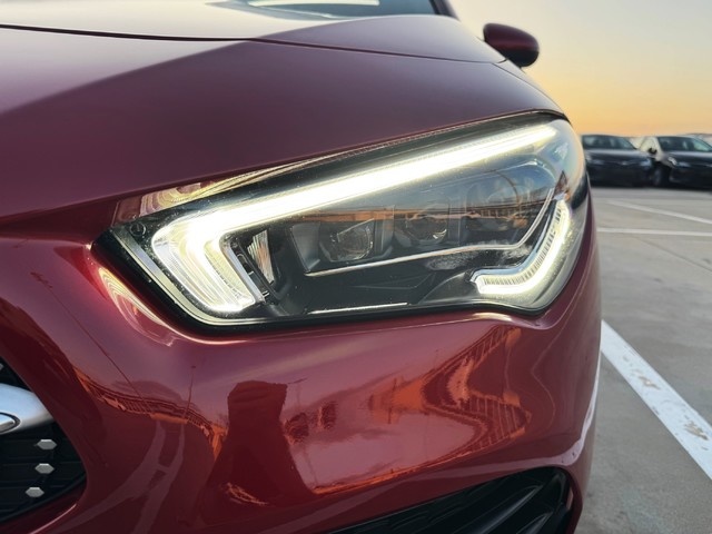 Mercedes-BenzCLA Shooting Brake 180 100 kW (136 CV) Vehículo usado en Barcelona - 11