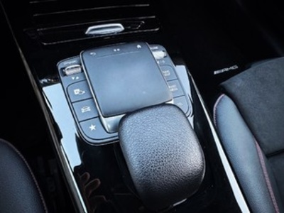 Mercedes-Benz CLA Shooting Brake 180 100 kW (136 CV) Mercedes-Benz CLA Shooting Brake 180 100 kW (136 CV)
