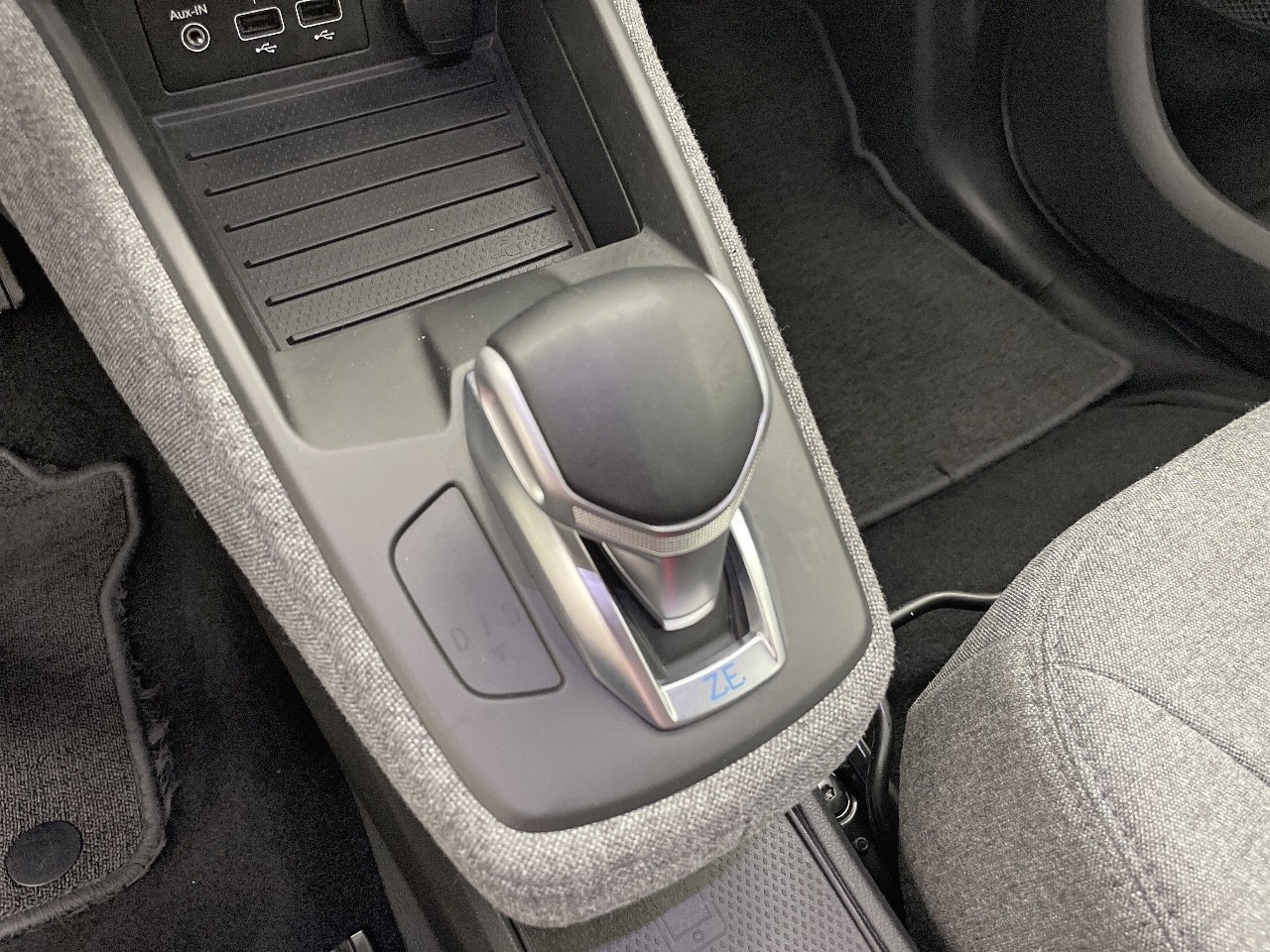 Renault Zoe Intens 80 kW R110 Batería 50kWh 79 kW (108 CV) - 7 Renault Zoe Intens 80 kW R110 Batería 50kWh 79 kW (108 CV) - 7