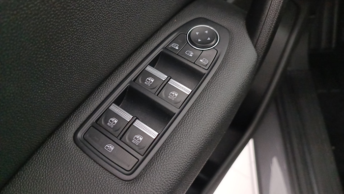 Renault Captur Techno TCe 66 kW (90 CV) - 19 Renault Captur Techno TCe 66 kW (90 CV) - 19