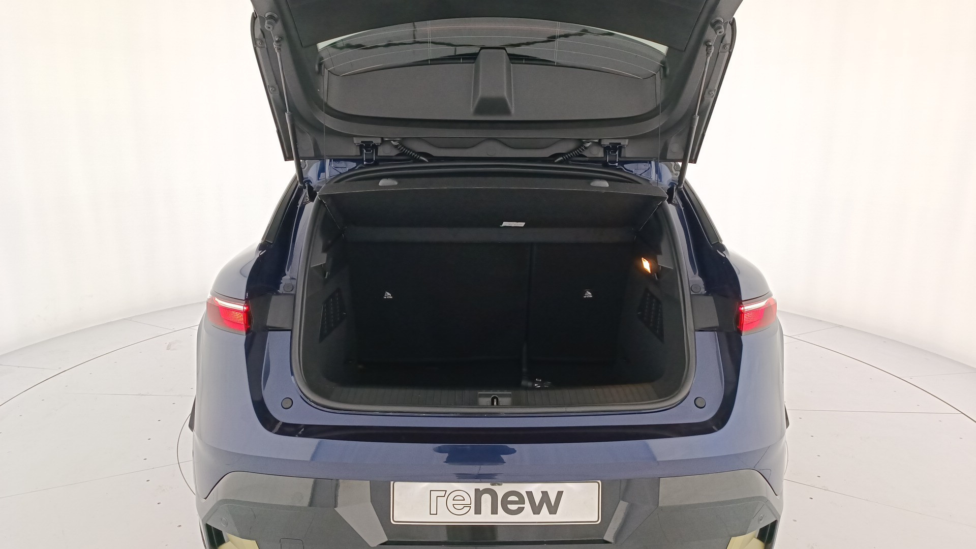 Renault Megane Iconic E-Tech Híbrido EV60 Optimum Charge 160 kW (218 CV) - 10