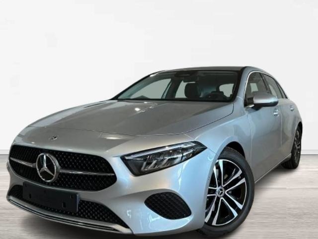 Mercedes-BenzClase A 180 100 kW (136 CV)