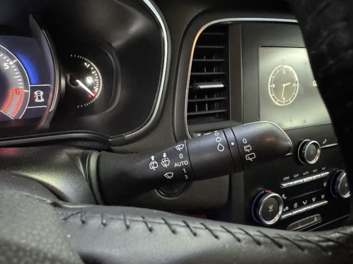 RenaultMegane Business TCe 85 kW (115 CV) GPF Vehículo usado en Barcelona - 11 RenaultMegane Business TCe 85 kW (115 CV) GPF Vehículo usado en Barcelona - 11